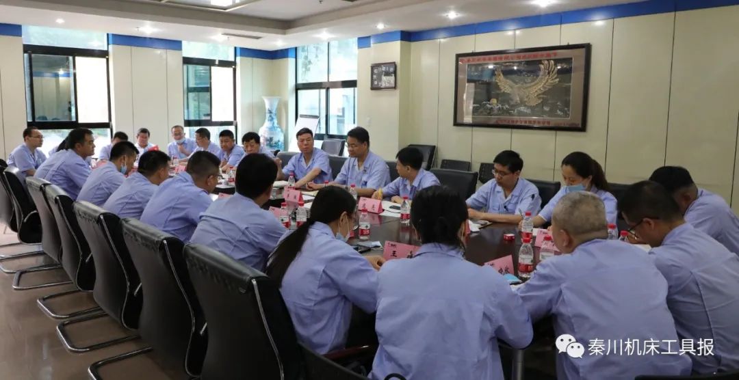 嚴鑒鉑：發(fā)揚“蒙古馬精神”，沖在前、拼在前、干在前！